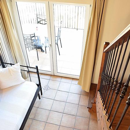 Aparthotel Residenza Le Due Torri Riva del Garda Esterno foto