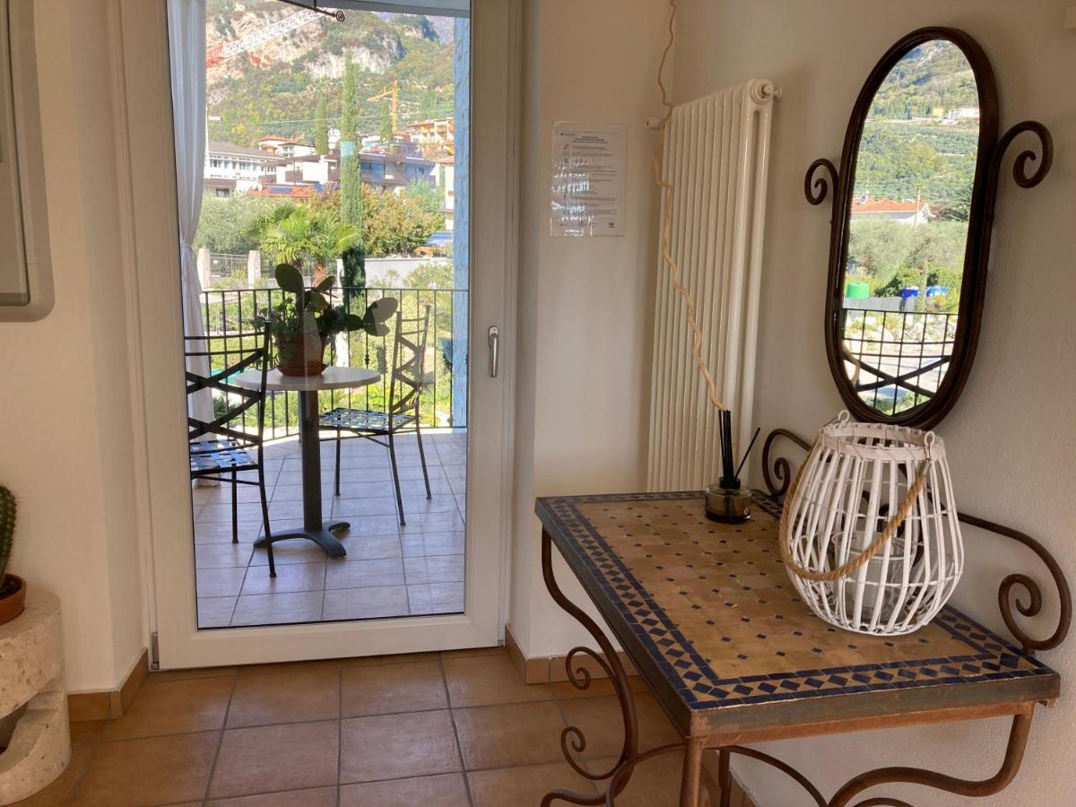 Aparthotel Residenza Le Due Torri Riva del Garda Esterno foto