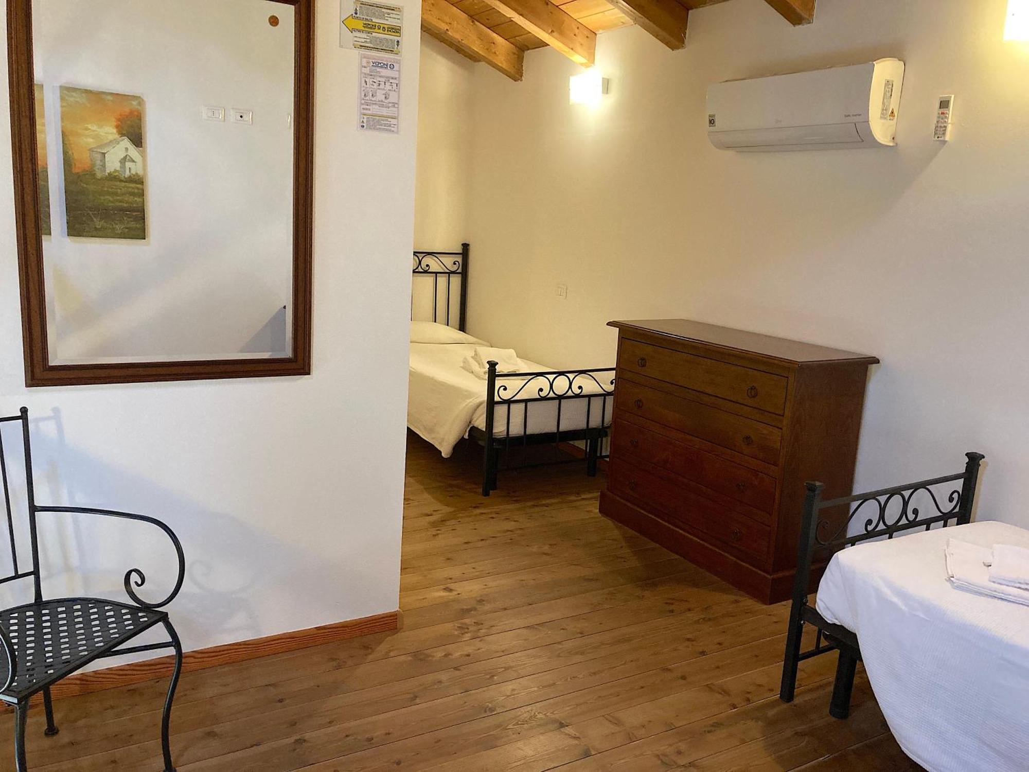 Aparthotel Residenza Le Due Torri Riva del Garda Esterno foto